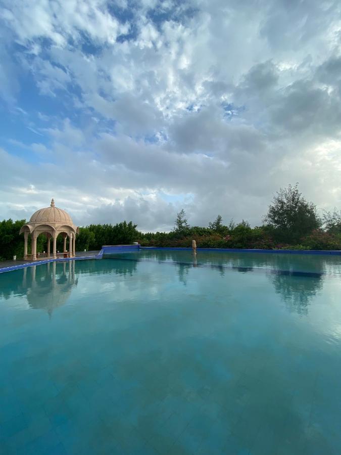 City The Village Beach Resort Laeja Εξωτερικό φωτογραφία