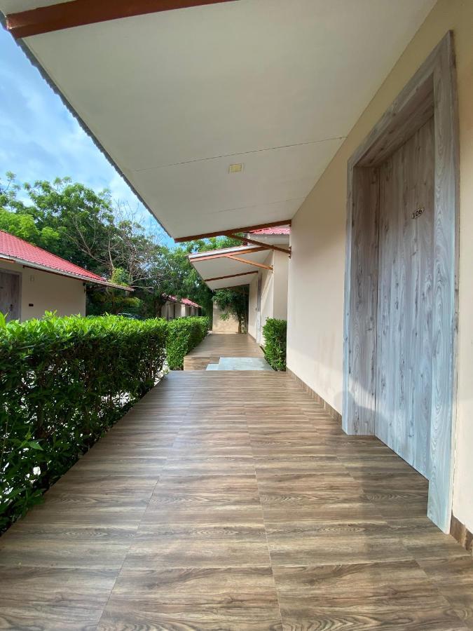 City The Village Beach Resort Laeja Εξωτερικό φωτογραφία